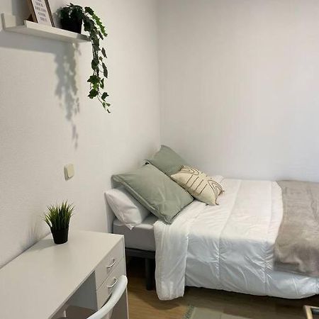 Juan Pantoja, Apartamento Para 2 En Metro Alvarado Madrid Extérieur photo